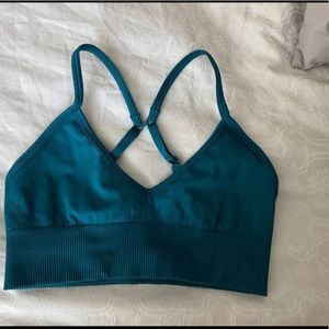 Lululemon size 6 adjustable sports bra